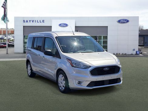 Used 2022 Ford Transit Connect XLT FWD image 6