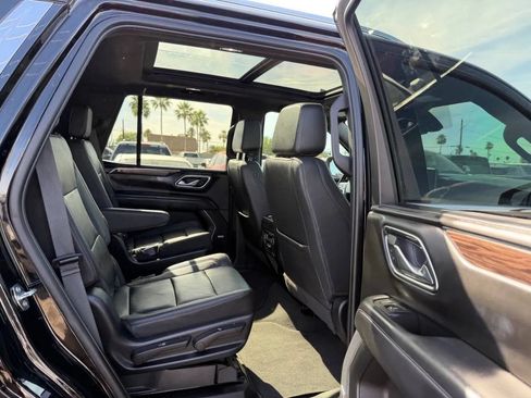 Used 2022 Chevrolet Tahoe LT w/ Luxury Package AWD/4WD image 28