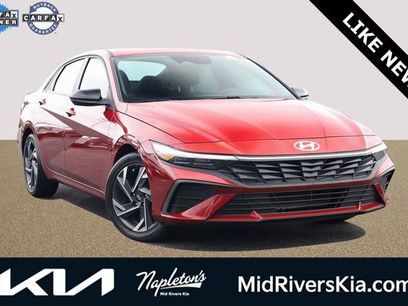 Used 2025 Hyundai Elantra Sport w/ Cargo Package
