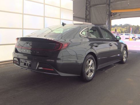 Used 2020 Hyundai Sonata SE w/ Cargo Package FWD image 4