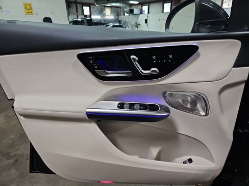 New 2026 Mercedes-Benz GLC 300 image 28