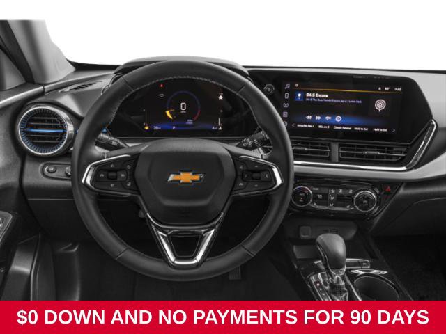 Used 2025 Chevrolet Trax LT w/ LT Convenience Package FWD image 10