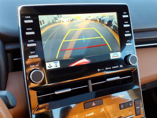 Used 2019 Toyota Avalon Limited w/ All Weather Liner Package FWD image 26