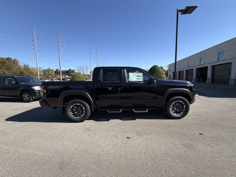 New 2026 Nissan Frontier PRO-4X w/ Pro-4x Convenience Package AWD/4WD image 8