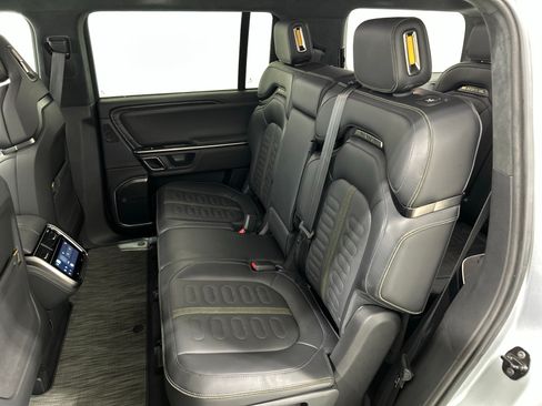 Used 2024 Rivian R1S Adventure AWD/4WD image 21