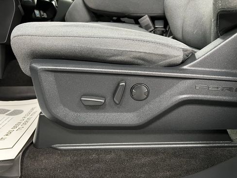 Used 2022 Ford F150 XLT w/ Equipment Group 302A High image 26