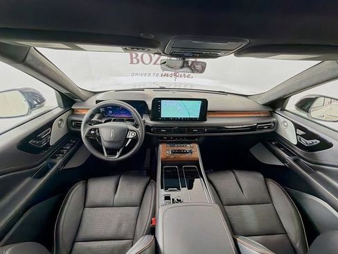 New 2026 Lincoln Aviator Black Label w/ Black Label Special Edition AWD/4WD image 28