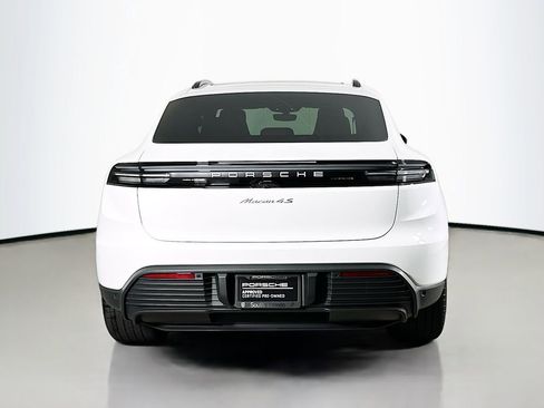 Used 2025 Porsche Macan 4S Electric image 10