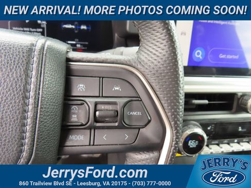 Used 2024 Toyota Tacoma TRD Off-Road w/ TRD Off Road Premium Package AWD/4WD image 22