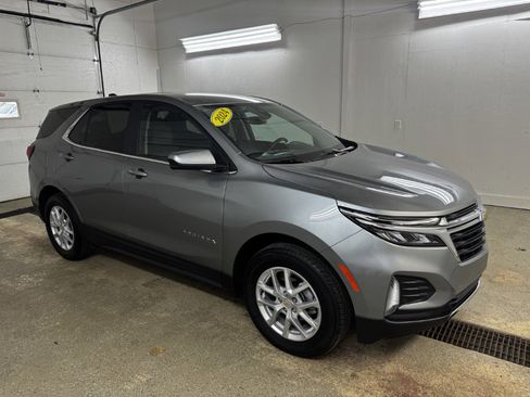 Used 2024 Chevrolet Equinox LT AWD/4WD image 1