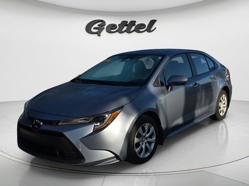 Used 2025 Toyota Corolla LE image 1