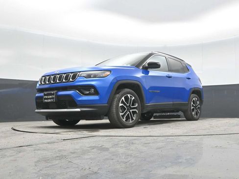 Used 2023 Jeep Compass Limited AWD/4WD image 45