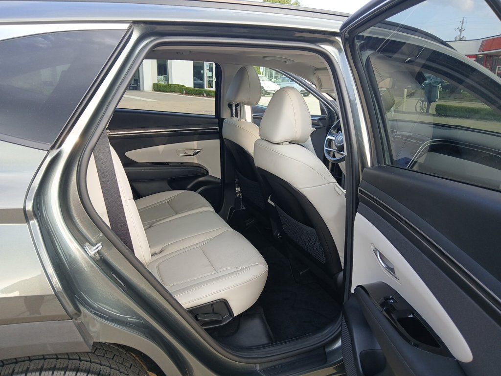 Used 2022 Hyundai Tucson SEL w/ Convenience + Premium Package FWD image 22