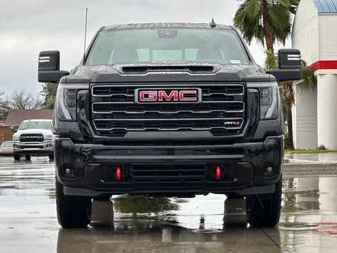 New 2026 GMC Sierra 2500 AT4 w/ Technology Package image 10