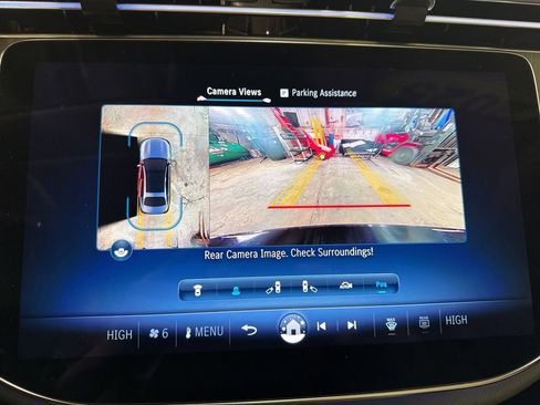 Used 2025 Mercedes-Benz E 350 4MATIC Sedan image 20