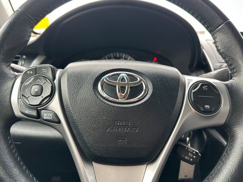 Used 2013 Toyota Camry SE image 23