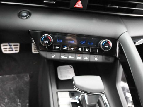 New 2026 Hyundai Elantra SEL Sport Premium FWD image 21