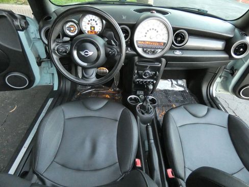 Used 2014 MINI Cooper S image 19