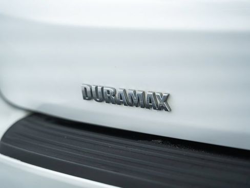 Used 2021 Chevrolet Tahoe RST w/ Luxury Package AWD/4WD image 10