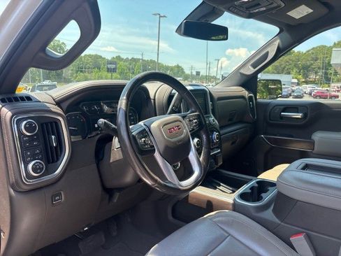 Used 2019 GMC Sierra 1500 SLT w/ SLT Premium Plus Package AWD/4WD image 11