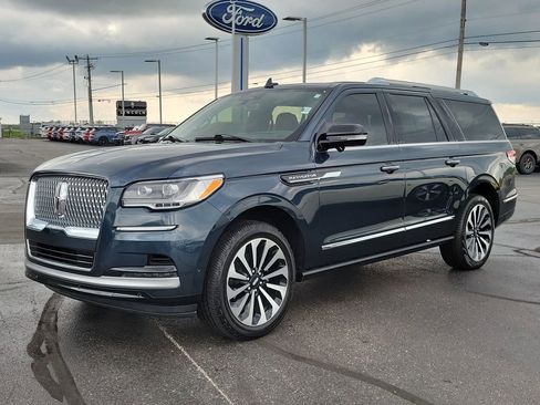 Certified 2022 Lincoln Navigator L Reserve AWD/4WD image 8
