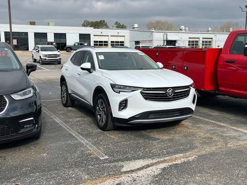 Used 2023 Buick Envision Essence image 1