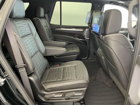Used 2026 Cadillac Escalade Platinum Sport w/ LPO, ONYX Package AWD/4WD image 24