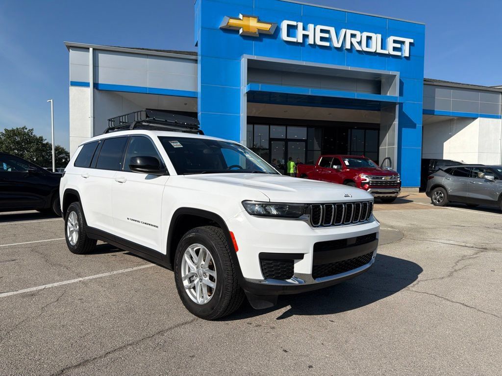 Used 2023 Jeep Grand Cherokee L Laredo AWD/4WD image 1