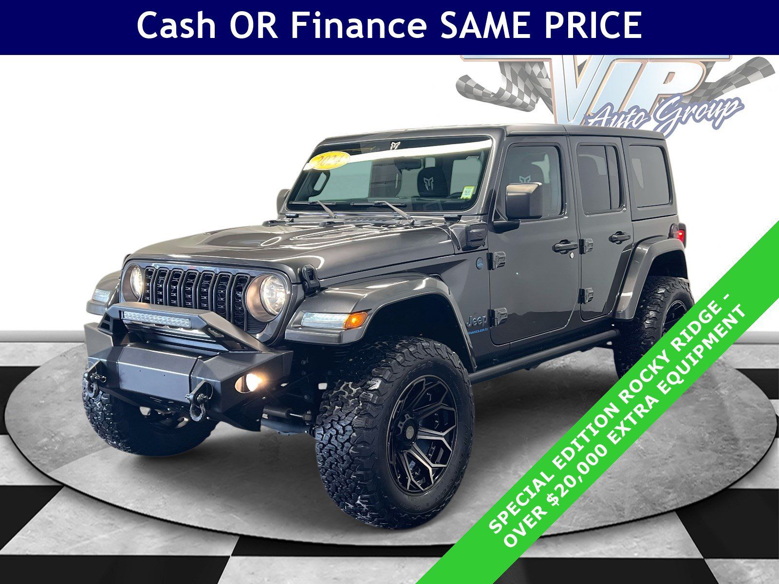 Used 2024 Jeep Wrangler Unlimited w/ Convenience Group AWD/4WD image 4