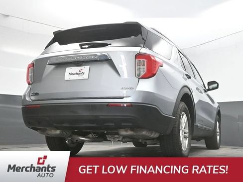 Used 2022 Ford Explorer XLT AWD/4WD image 39