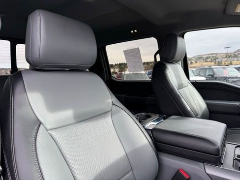 Used 2022 Ford F150 Lariat w/ FX4 Off-Road Package image 30