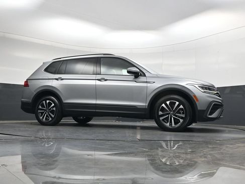 Used 2023 Volkswagen Tiguan S FWD image 41