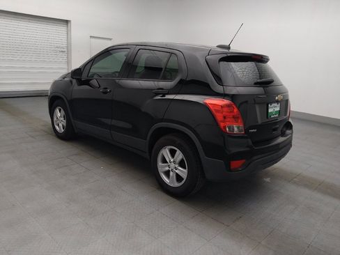 Used 2020 Chevrolet Trax LS FWD image 3