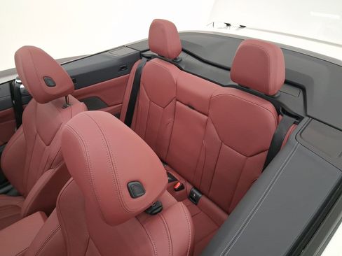 Certified 2025 BMW M440i Convertible w/ Premium Package image 23