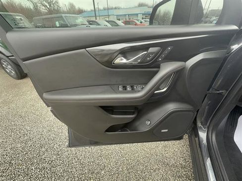 Used 2021 Chevrolet Blazer RS w/ Enhanced Convenience Package image 11