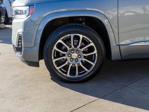 Used 2023 GMC Acadia Denali w/ Denali Ultimate Package image 33