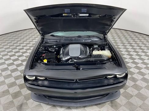 Used 2019 Dodge Challenger R/T RWD image 16