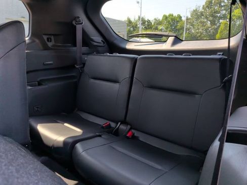 Used 2024 Mitsubishi Outlander SE AWD/4WD image 24