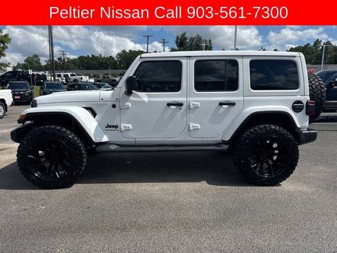 Used 2025 Jeep Wrangler Unlimited Sahara w/ Safety Group AWD/4WD image 6