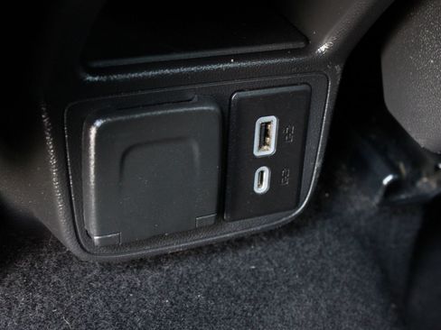 Used 2021 Buick Encore GX Essence w/ Advanced Technology Package AWD/4WD image 20