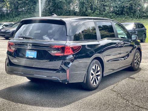 New 2026 Honda Odyssey EX-L image 4