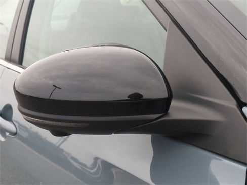 Used 2024 Nissan Sentra SR w/ SR Premium Package image 12