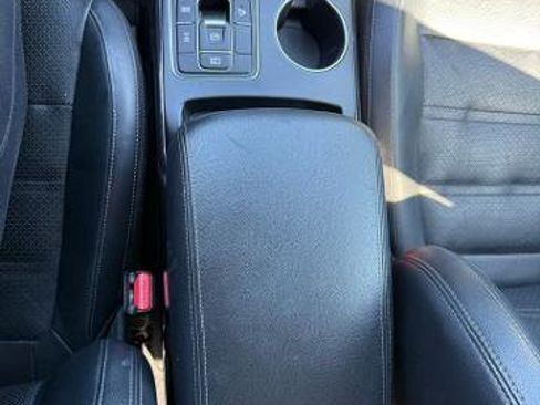Used 2019 Kia Sorento EX AWD/4WD image 17