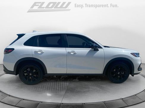 Certified 2025 Honda HR-V Sport image 10