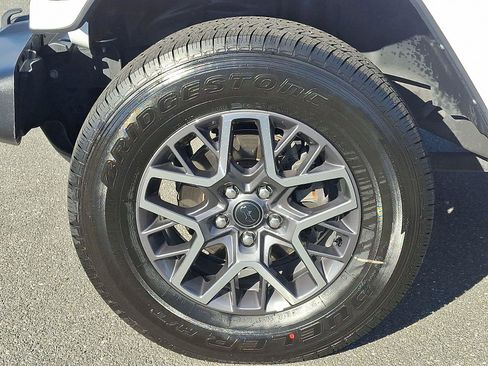 Used 2021 Jeep Wrangler Unlimited Sahara w/ Cold Weather Group image 9