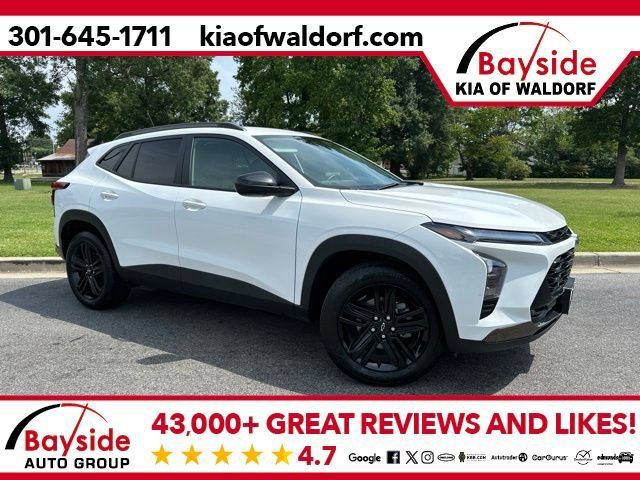 Used 2025 Chevrolet Trax ACTIV FWD image 1