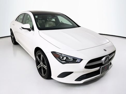 Certified 2022 Mercedes-Benz CLA 250 image 1