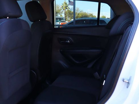 Used 2016 Chevrolet Trax LS w/ LPO, Cargo Package FWD image 31
