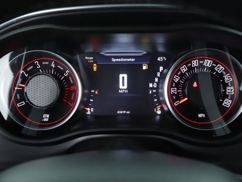 Used 2018 Dodge Challenger R/T Scat Pack image 10