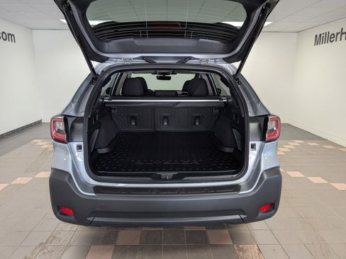 Used 2025 Subaru Outback Premium image 20